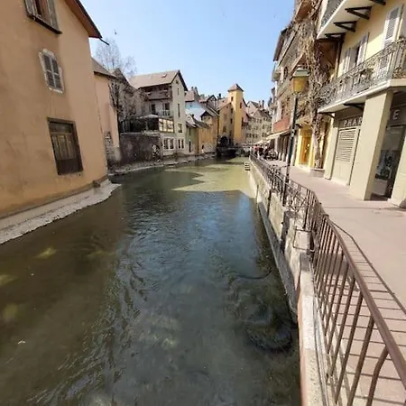 Le 74 !!! Hyper Centre Historique !! * Annecy